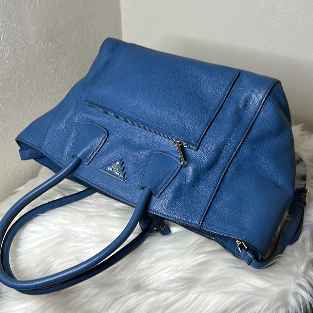 💯 Authentic Prada Tote Handbag Two Way🍀 - Picture 9 of 14